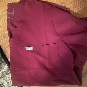 Figs One pocket scrub top. NWOT